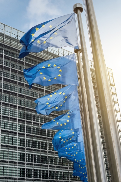 Mai mult de jumătate dintre români au încredere în Uniunea Europeana